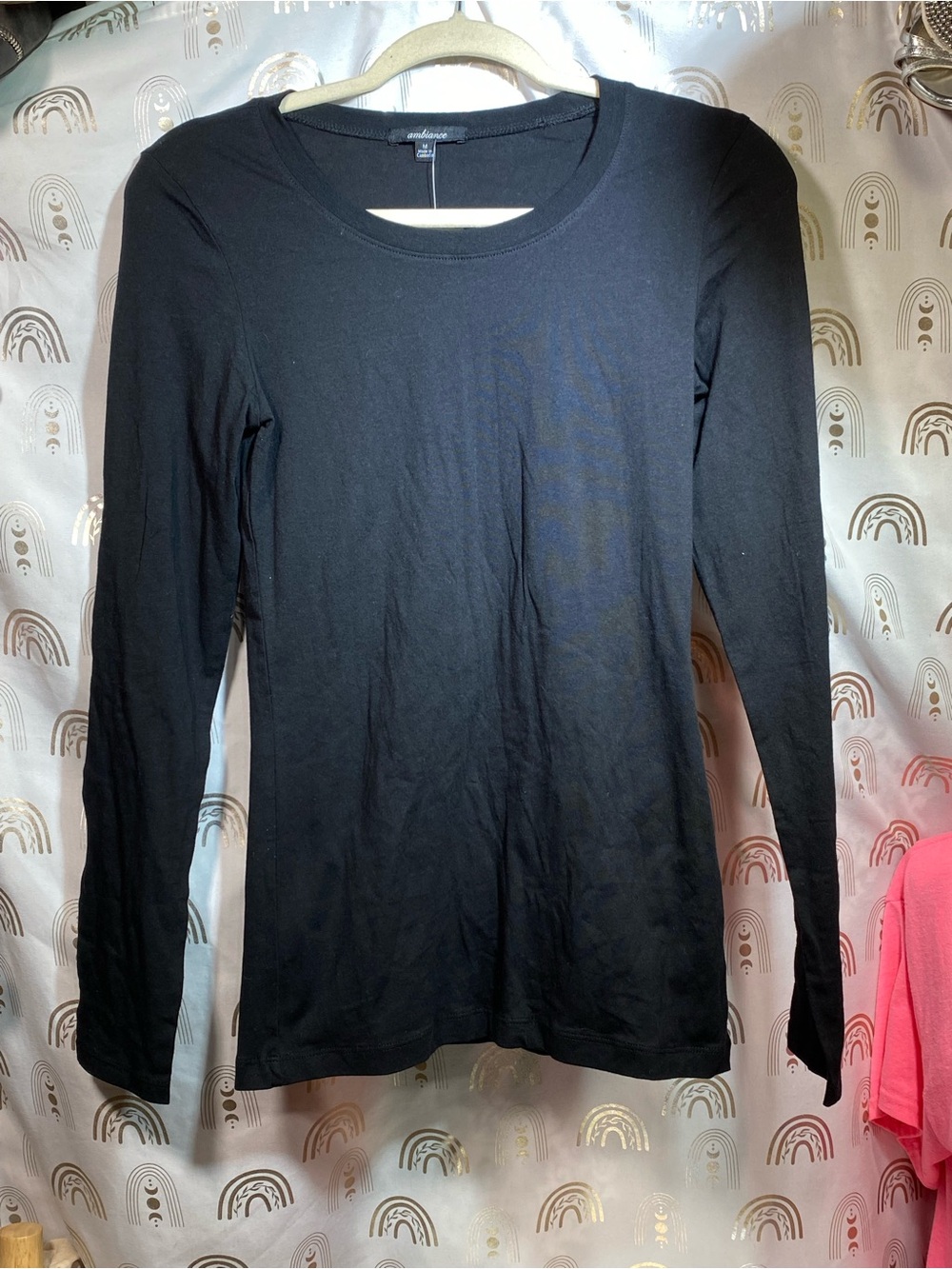 Ambiance Women's Black Long-Sleeve Crewneck Tee